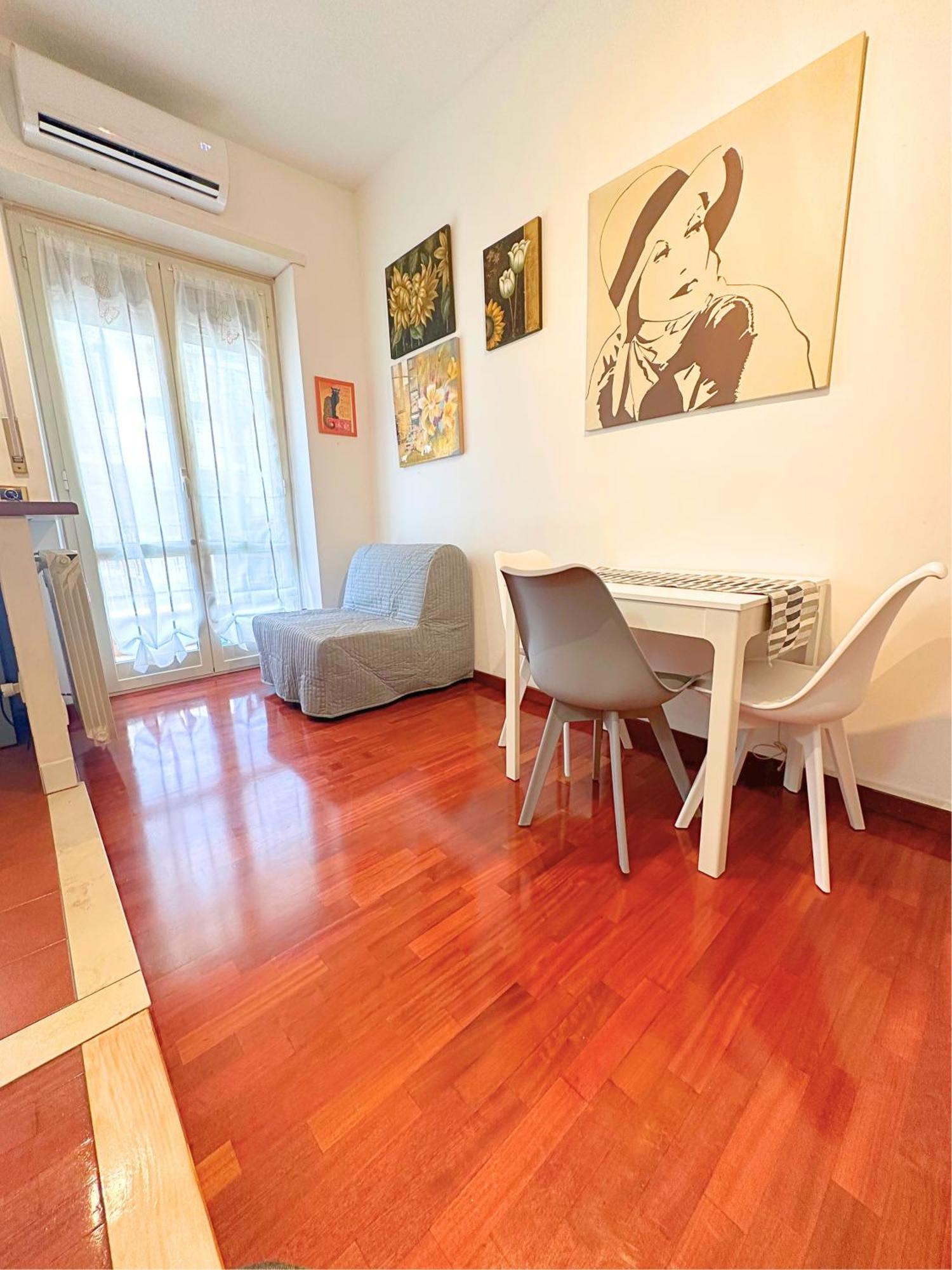 Domus Apartment *